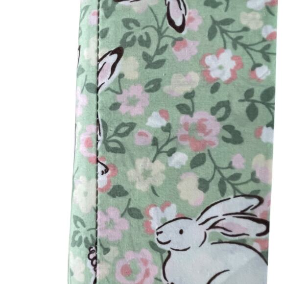 Cath Kidston london JUMPING BUNNIES GREEN Floral 4pc QUEEN Sheet Set NEW - Picture 5 of 10